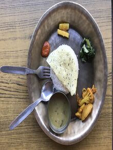 চিত্র:Dal bhat Birethani.jpg