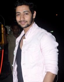 চিত্র:Akash Thosar.jpg
