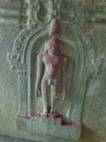 চিত্র:Bahubali statue Gurubasati.JPG