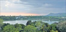 চিত্র:Salim Ali Lake.jpg