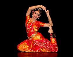 চিত্র:Bharathanatyam By Ranjitha.jpg