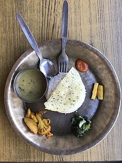 চিত্র:Dal bhat Birethani.jpg