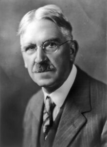 চিত্র:John Dewey cph.3a51565.jpg